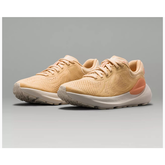 Lululemon Beyondfeel‎ Running Shoe
ColourHarvest Yellow/Optic Melba 8 US - Picture 1 of 8